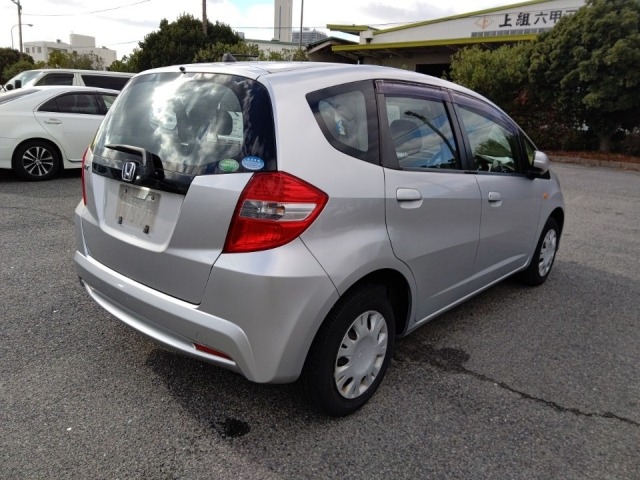 2012 HONDA FIT